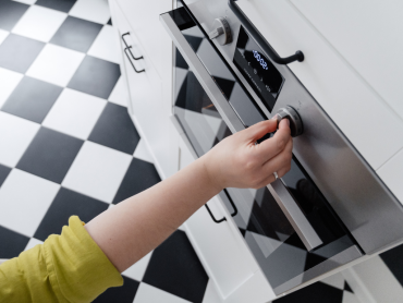 Do Whirlpool Ovens Turn Off Automatically?